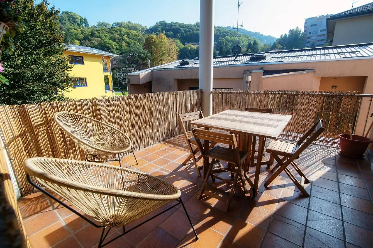 Apartment Feel @ Home Como - By Myhomeincomo
