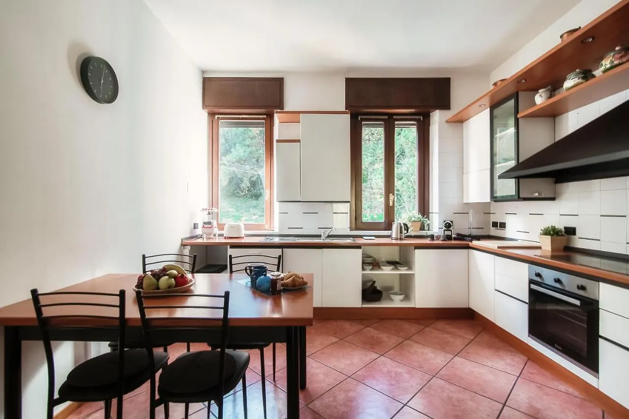 Apartment Feel @ Home Como - By Myhomeincomo